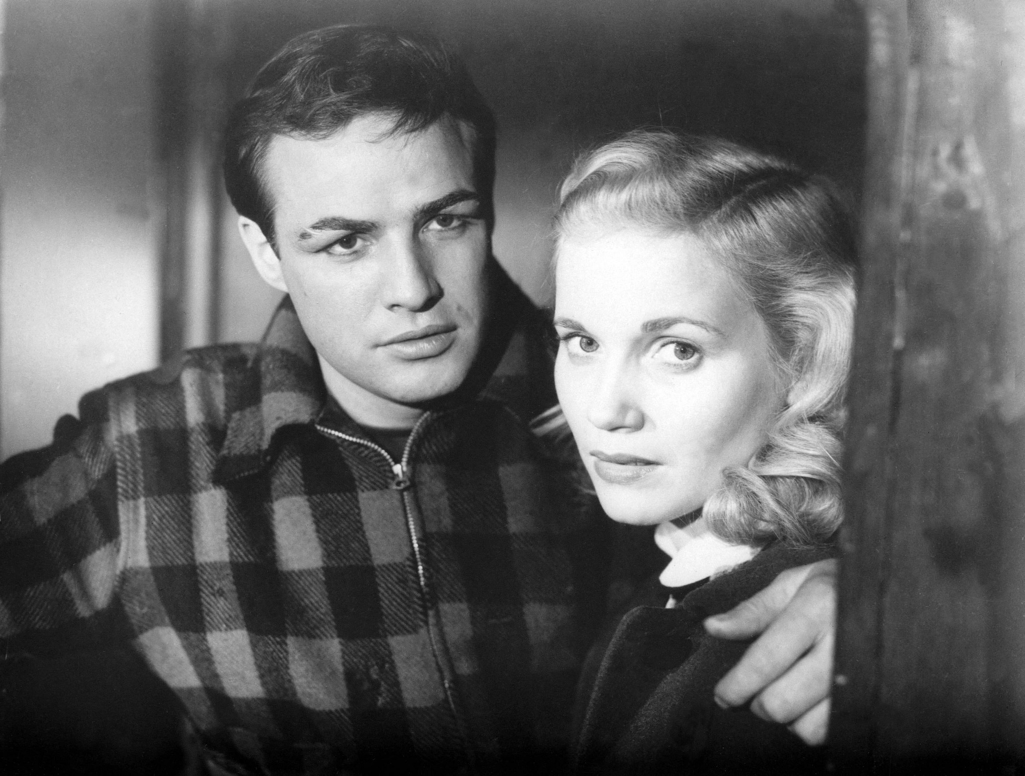 eva marie saint and marlon brando in a scene from On the Waterfront