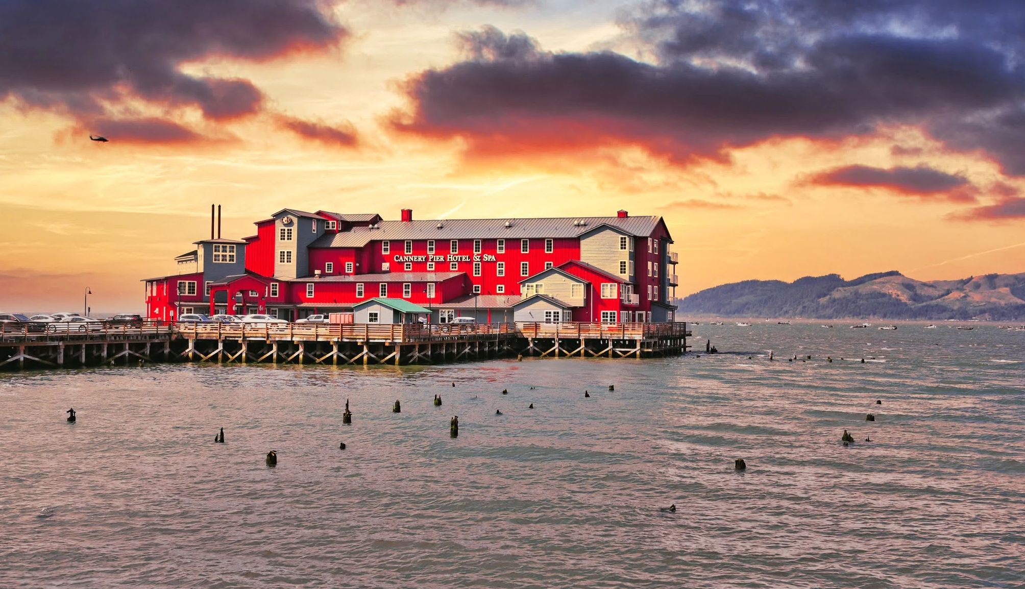 el Cannery Pier Hotel & Spa tiene vistas al río Columbia