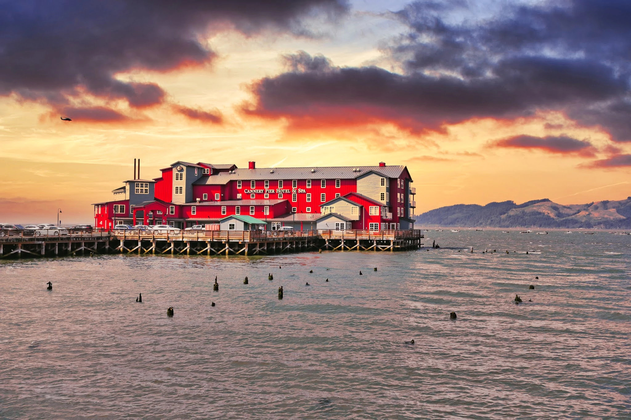el Cannery Pier Hotel & Spa tiene vistas al río Columbia