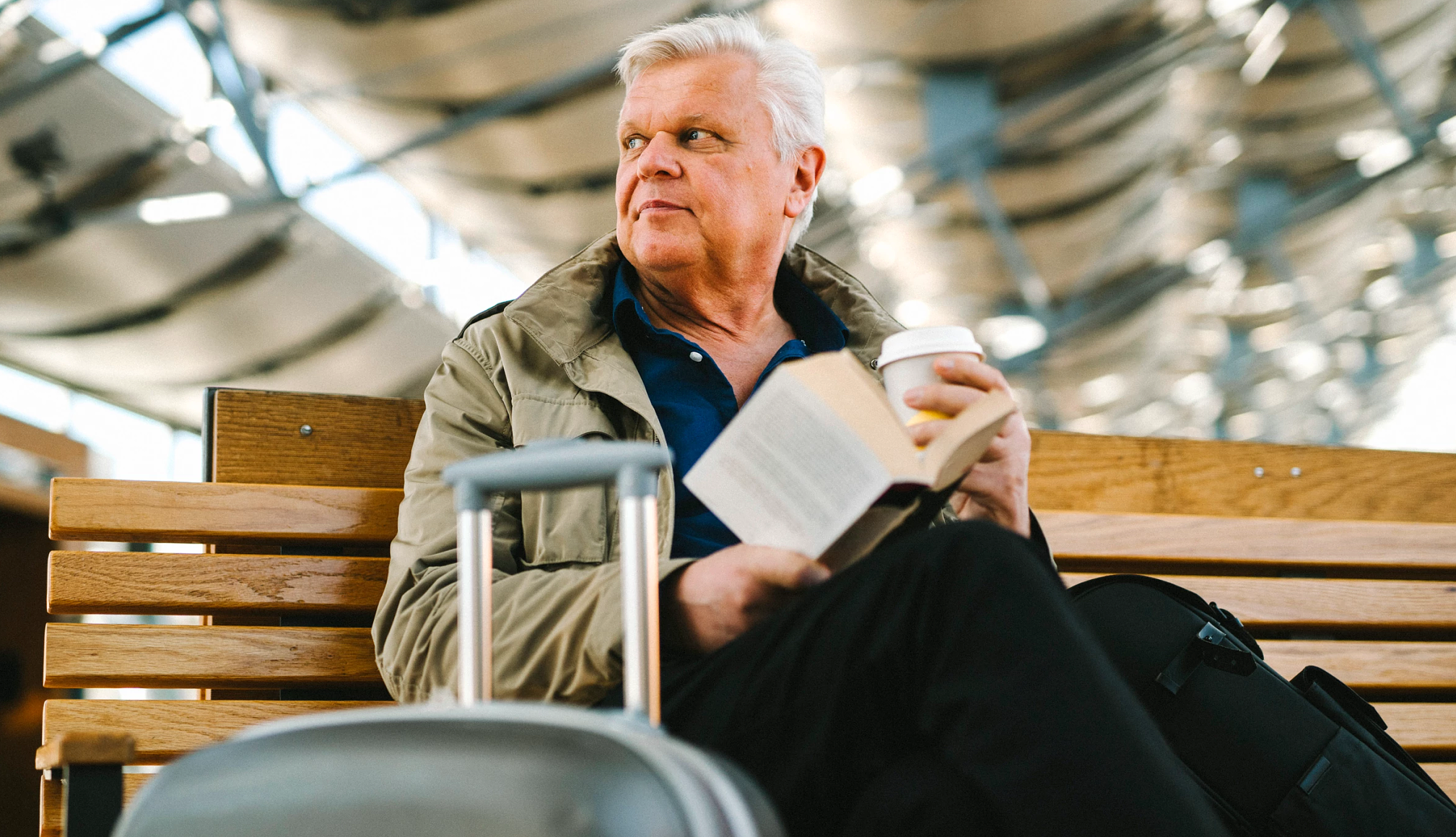 How to keep your cool during holiday air travel