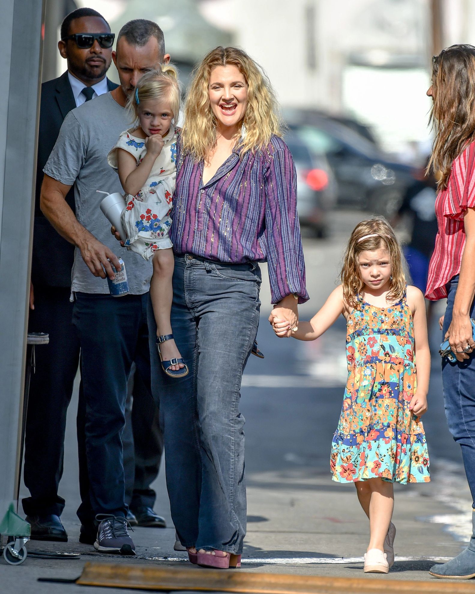Drew Barrymore y sus hijas, Olive Barrymore Kopelman y Frankie Barrymore Kopelman, en el 2018.