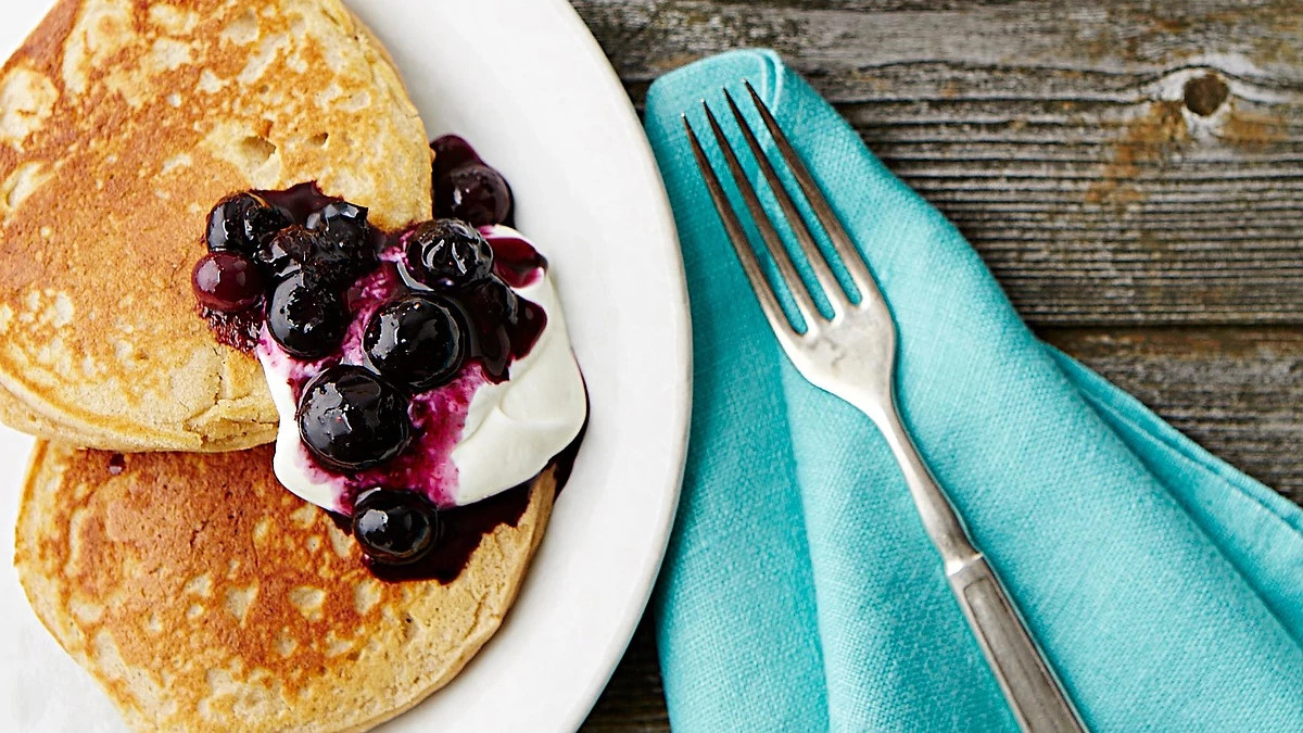 Oatmeal Almond Pancakes