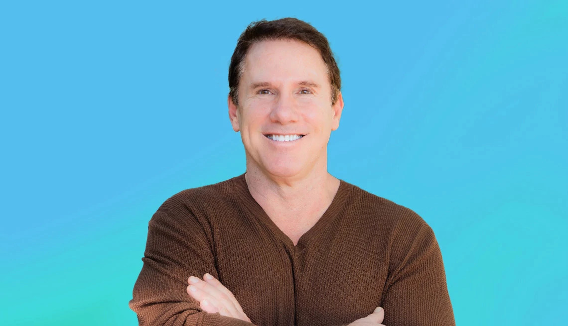 Is nicholas sparks as romantic as his novels? | members only
