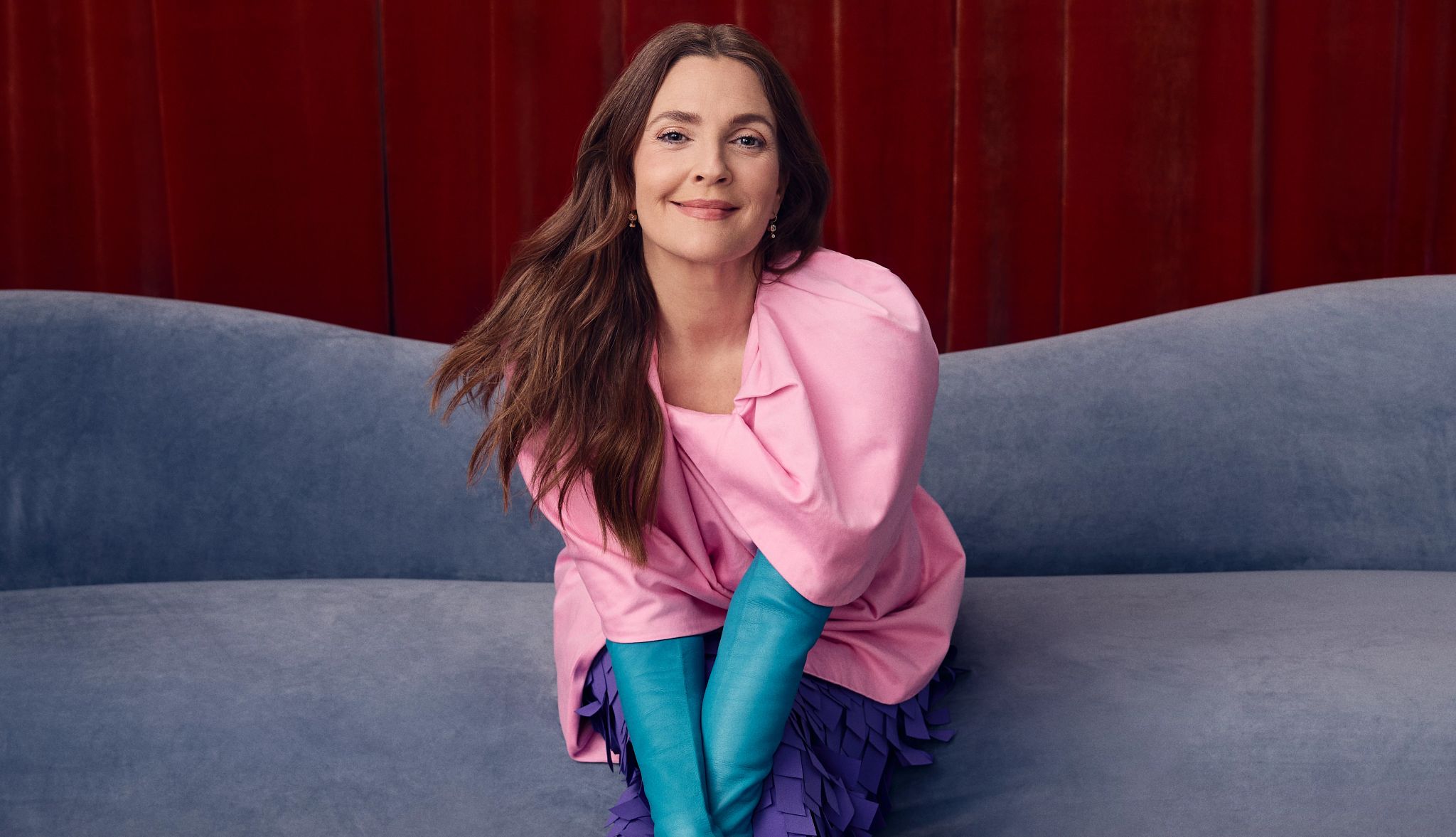 Drew Barrymore cover Shoot Drew Barrymore fotografiada por Ramona Rosales en la Ciudad de Nueva York el 14 de noviembre del 2024.