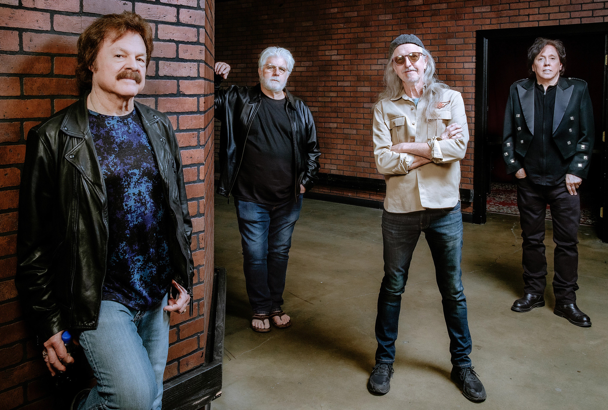 Tom Johnston, Michael McDonald, Patrick Simmons and John McFee