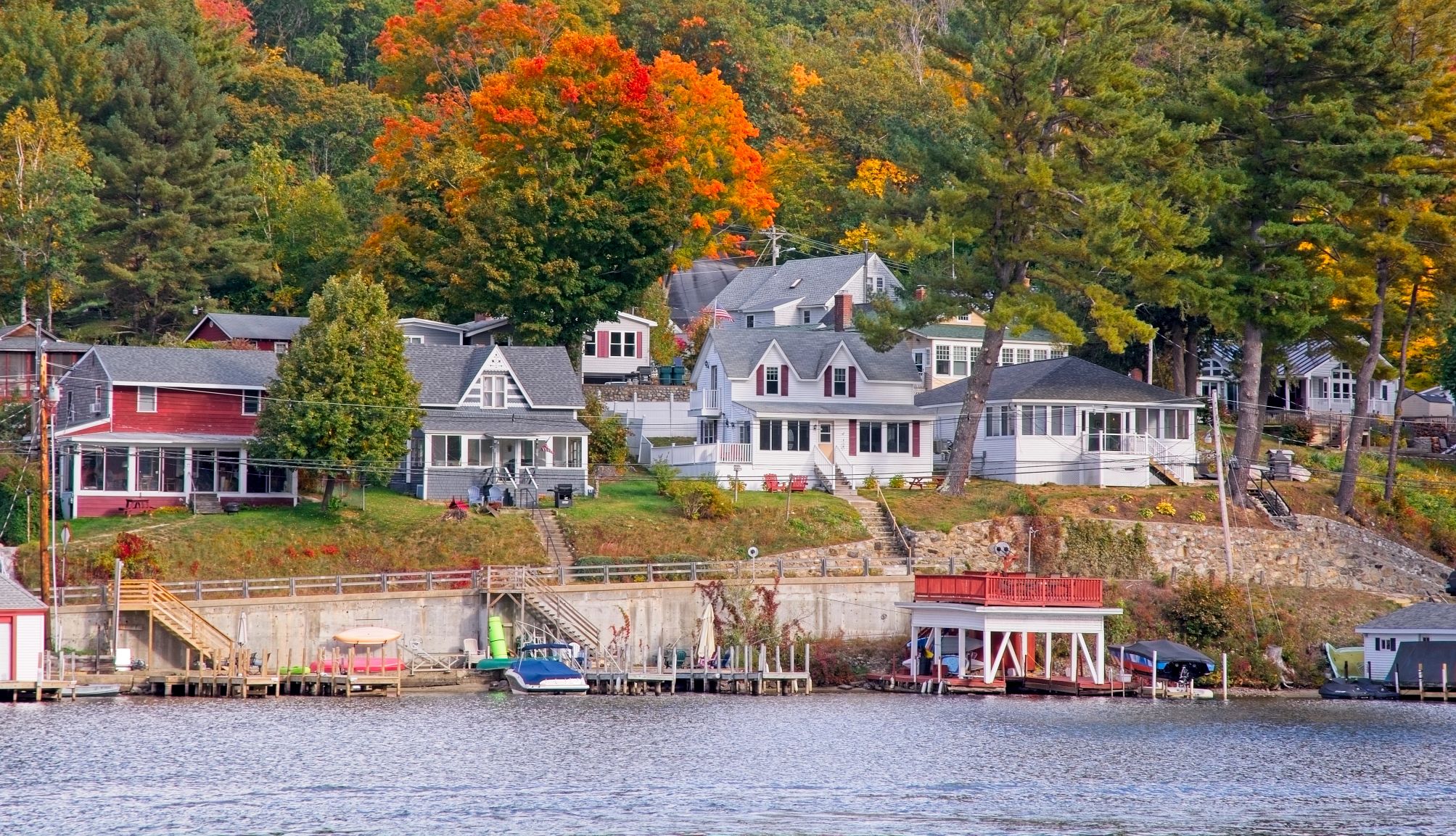 Multigenerational Trips houses above a dock
