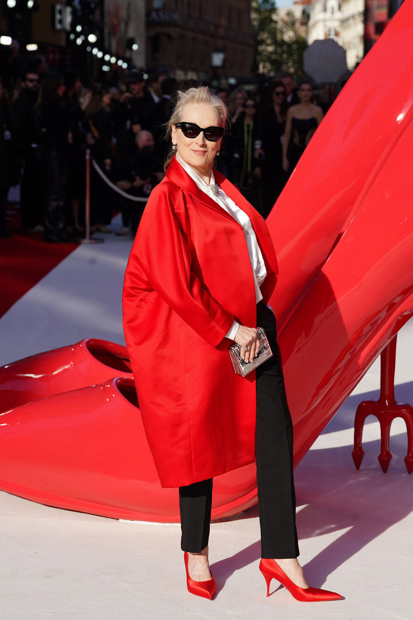 Streep walks the red carpet 
