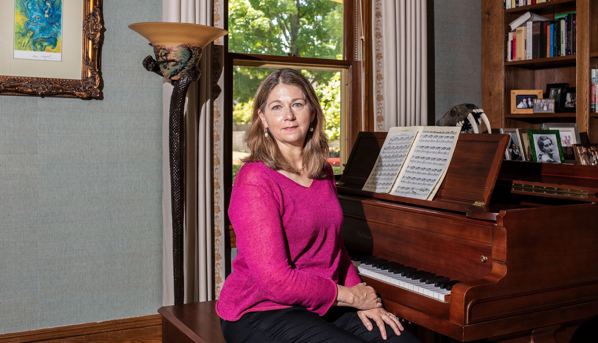 my biggest retirement mistake was not listening to my own advice anne lester sitting at a piano