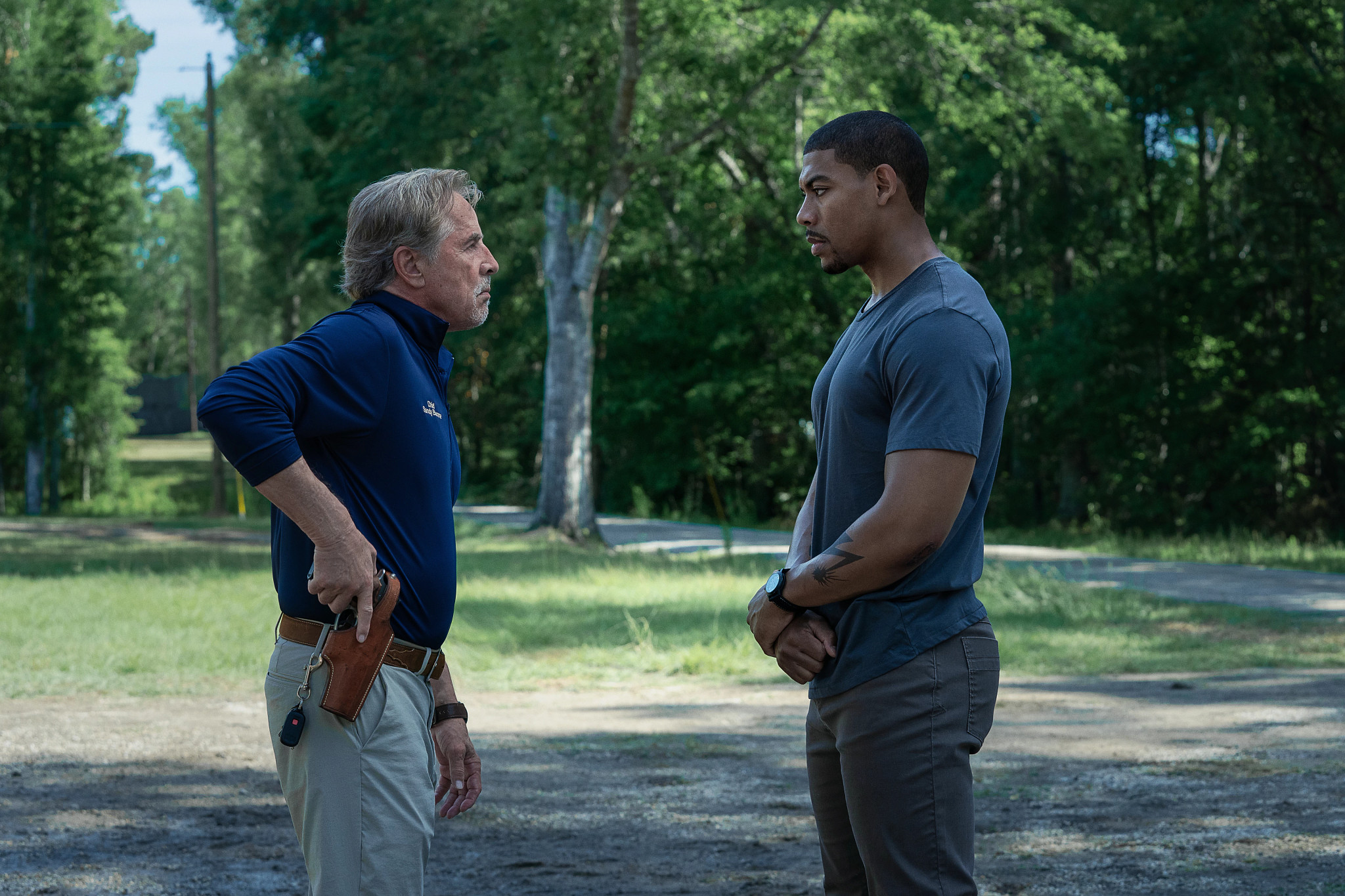 Don Johnson y Aaron Pierre protagonizan "Rebel Ridge".