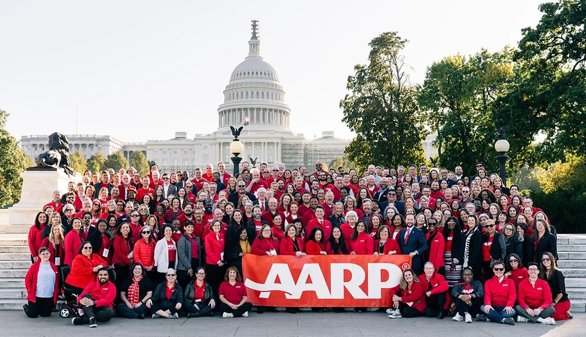 AARP se enfrentará a nuevos desafíos en el 2025