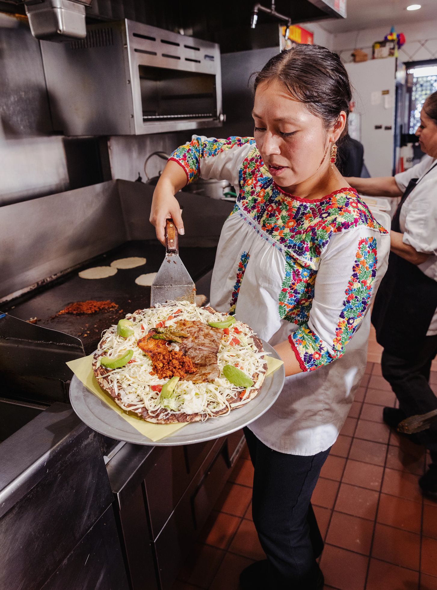 Empresarios latinos y la jubilación ashley manzano cocinando