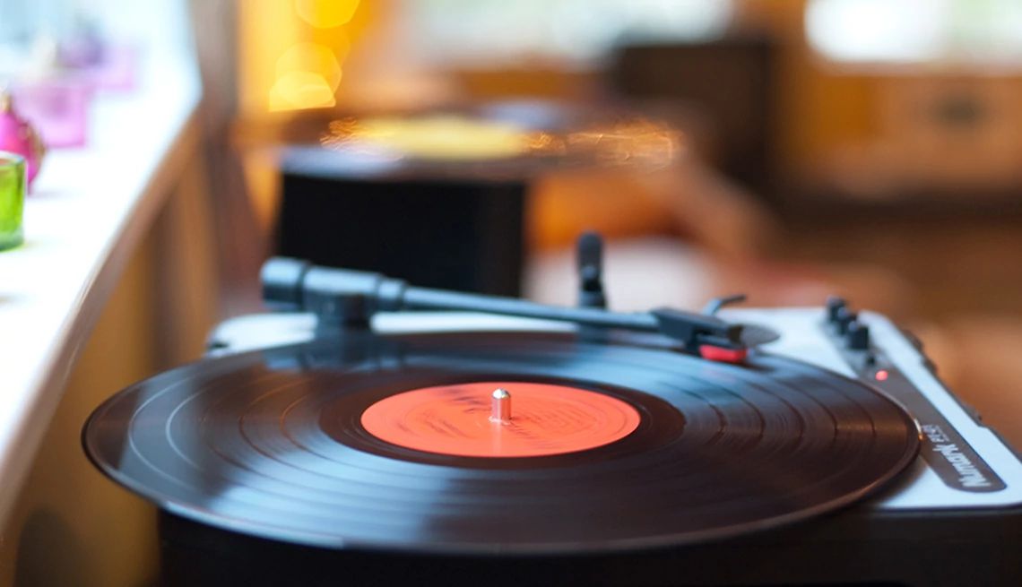 Simply listening to tunes can support your brain health A close-up view of a record player