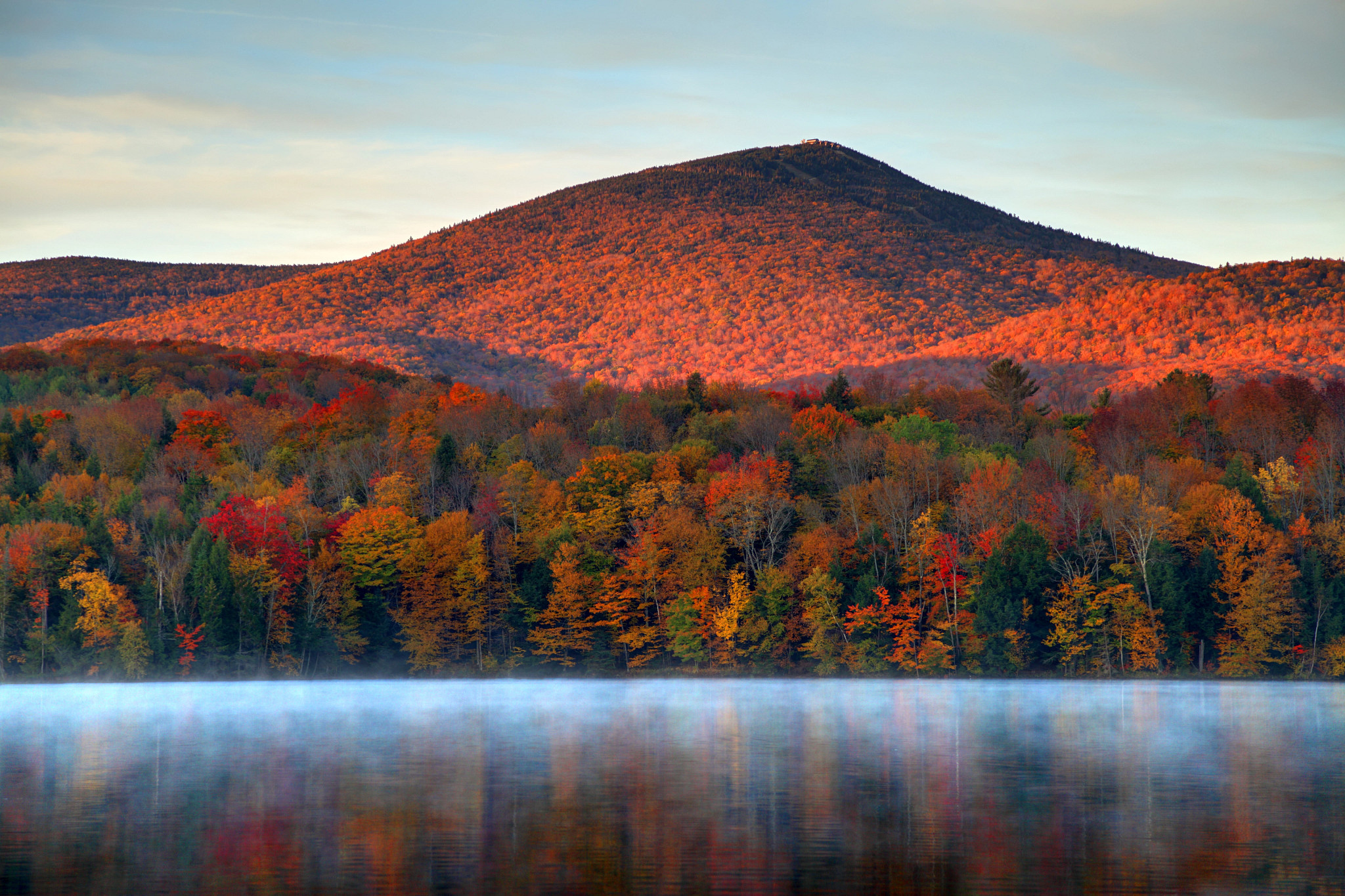 fall foliage in windsor, vermont