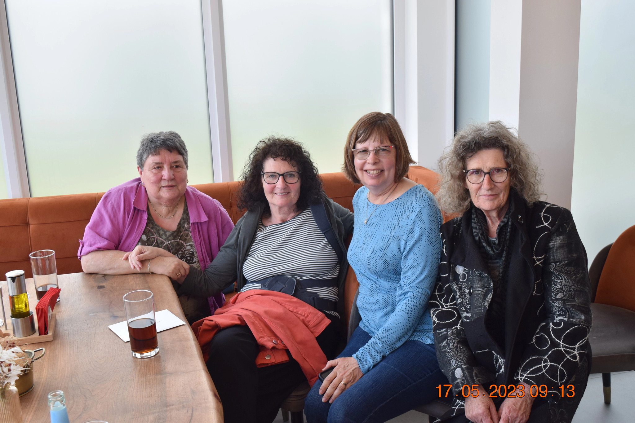 Debra Wolfe headshot