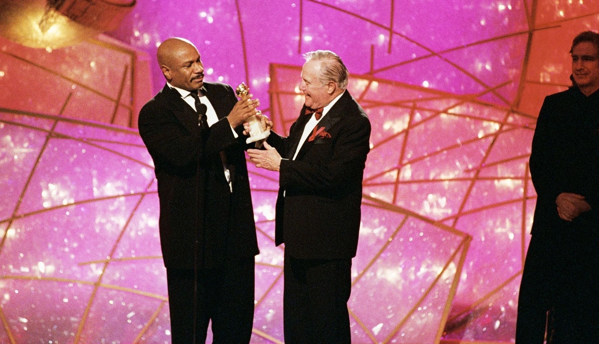 Ving Rhames gives award to Jack Lemmon Ving Rhames handing award statuette to Jack Lemmon