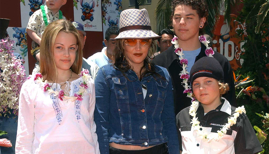 Lisa Marie with her children lisa marie presley walks with her children