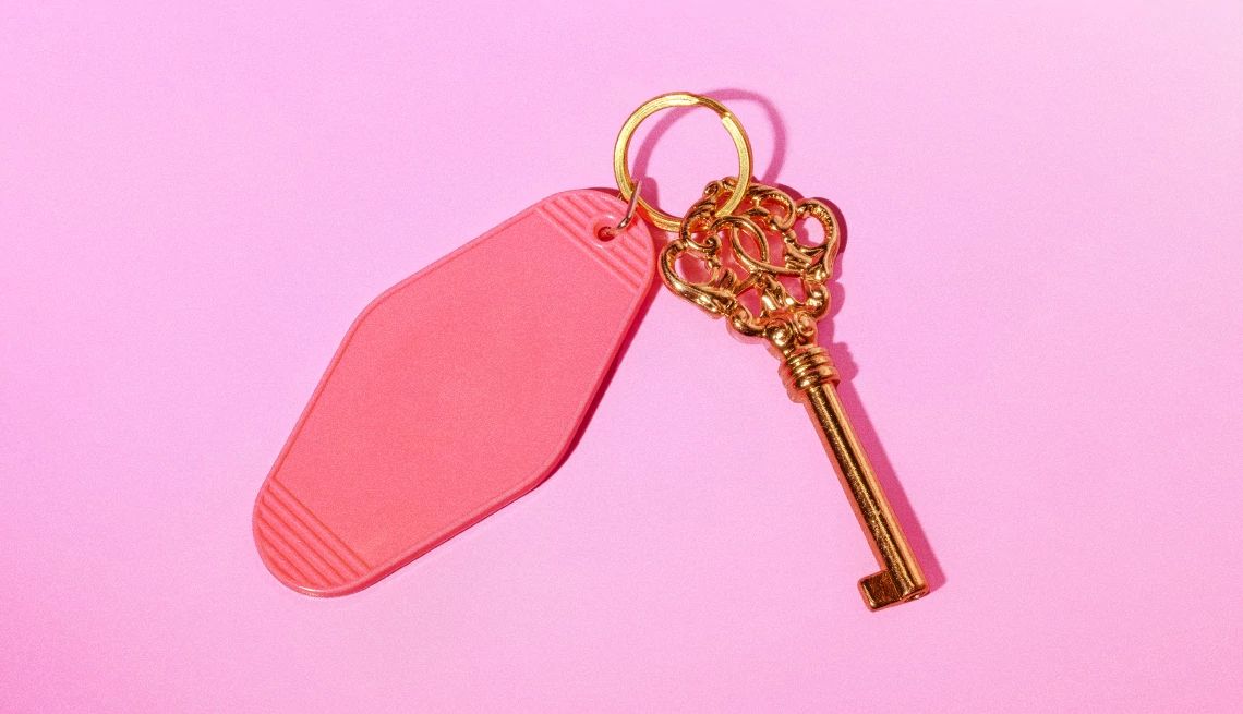 Smart Guide to Vacation Lodging a house key