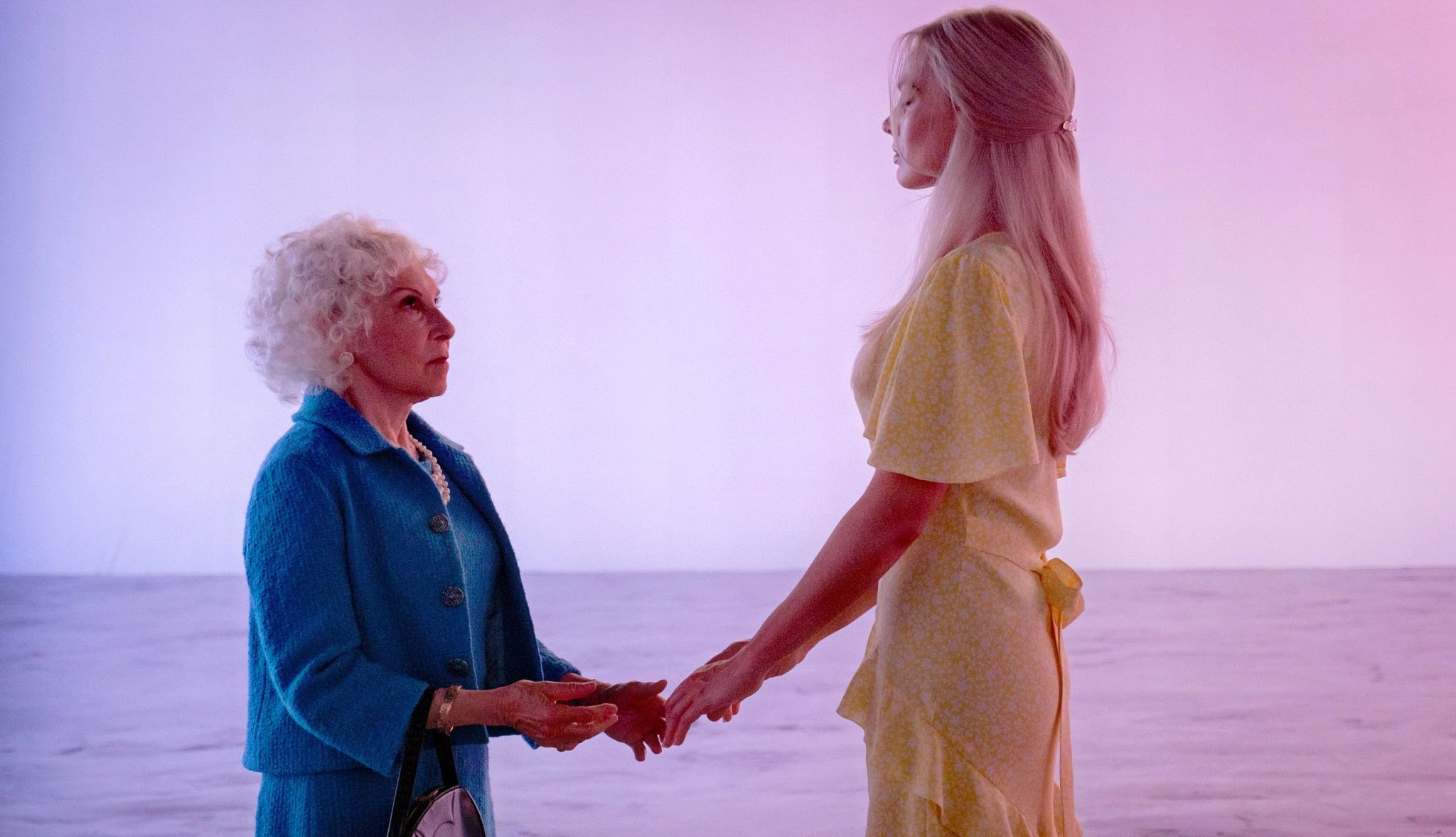 Rhea Perlman Loves the Grandma Role — Onscreen and Off