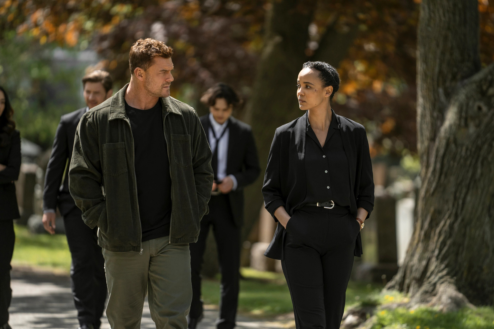 Maria Sten and Alan Ritchson in a scene from Neagley