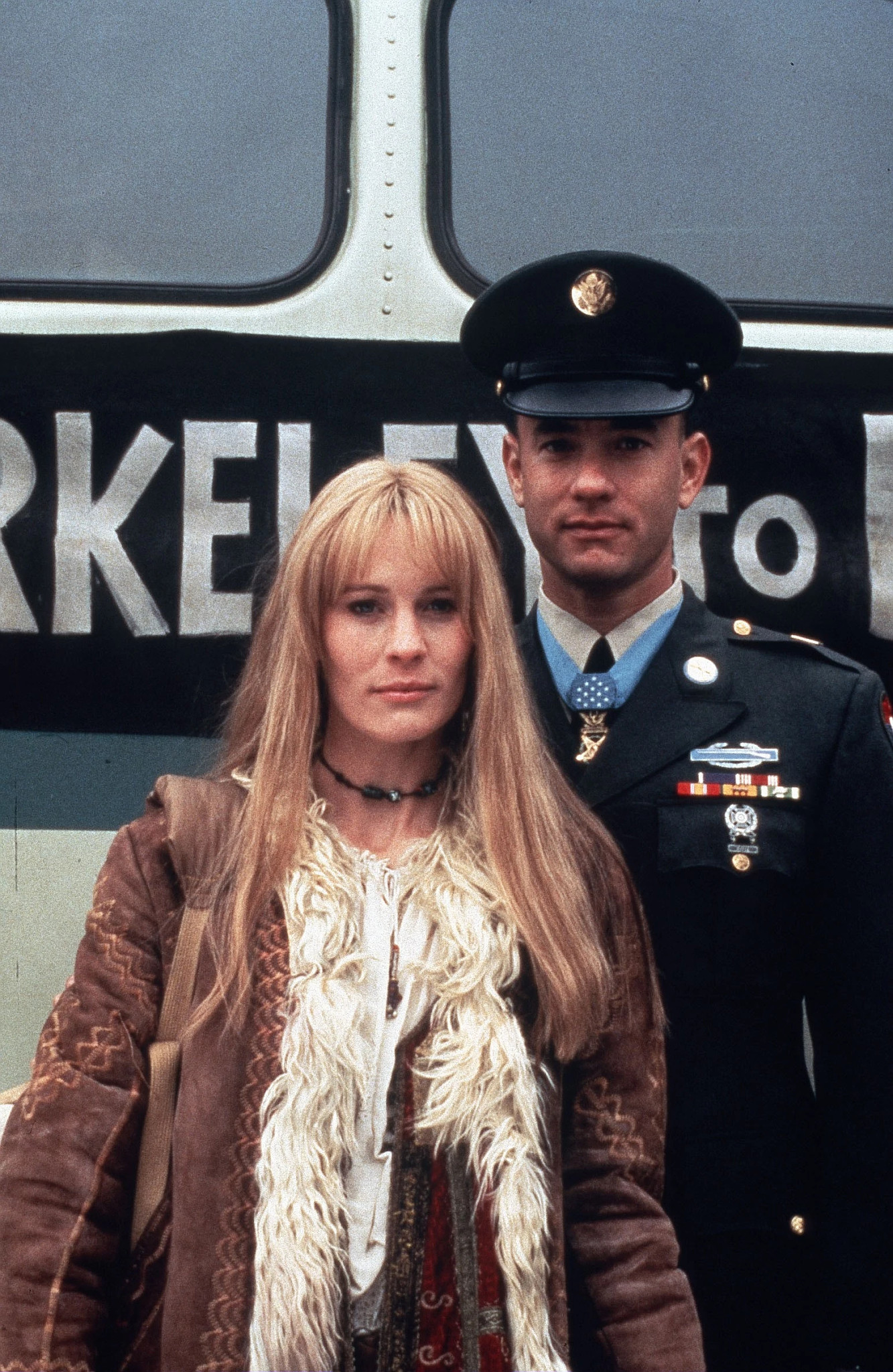 Tom Hanks and Robin Wright in Forrest Gump movie scene