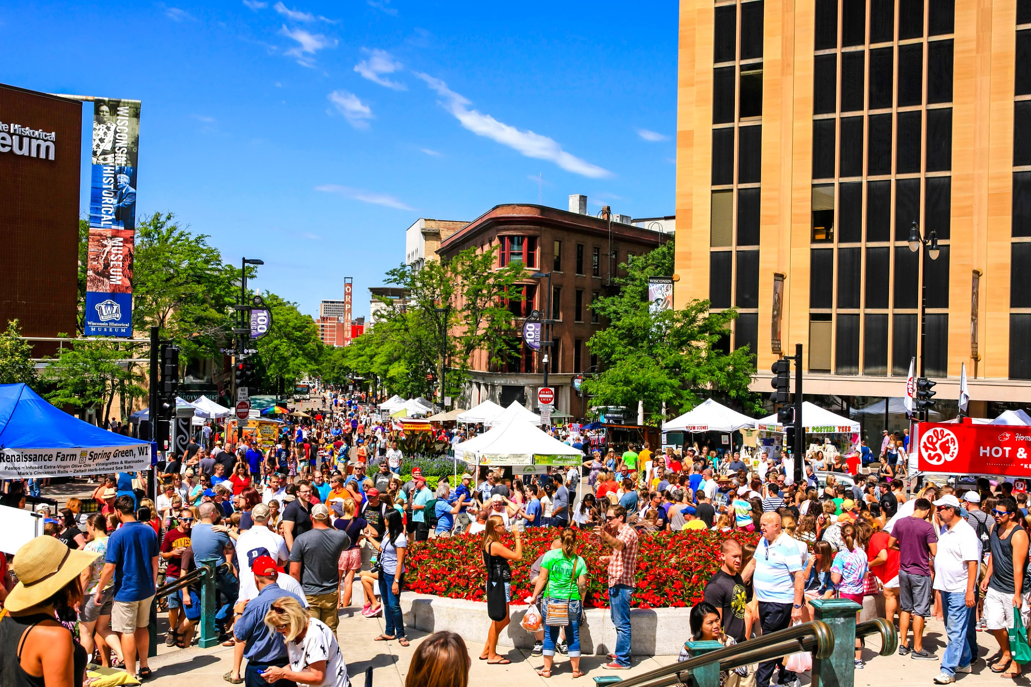 Mercado de agricultores del condado de Dane en Madison, Wisconsin.