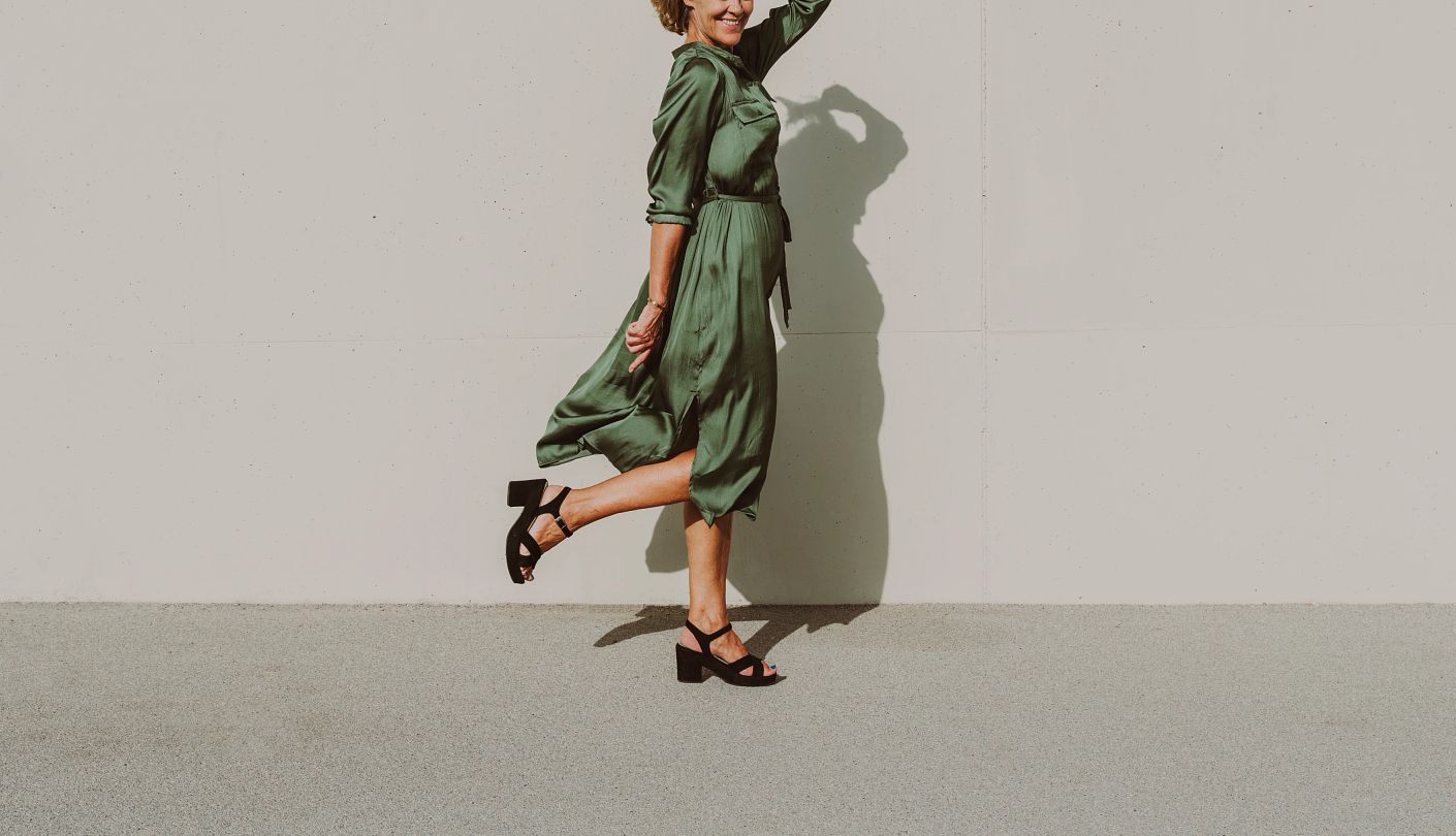 Test How Well You're Aging woman standing on one leg
