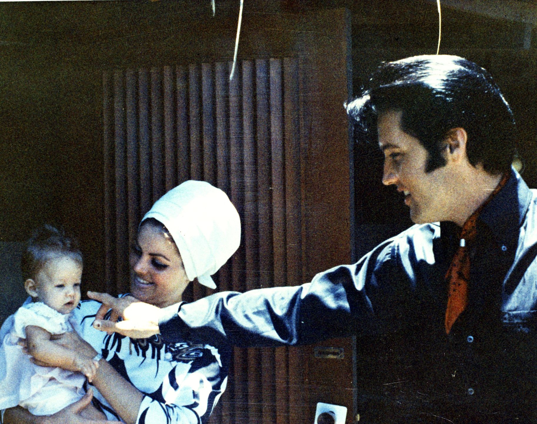 Priscilla Presley’s New Memoir elvis and priscilla presley with baby lisa