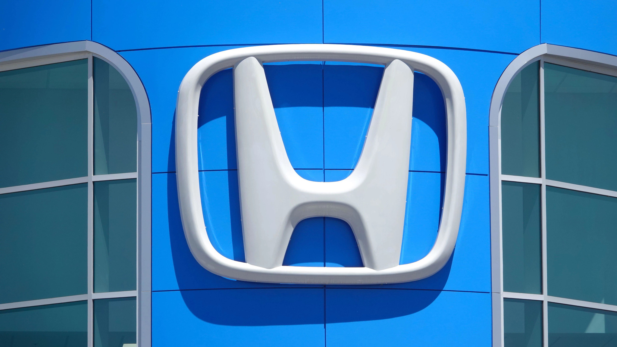 the honda logo on a building