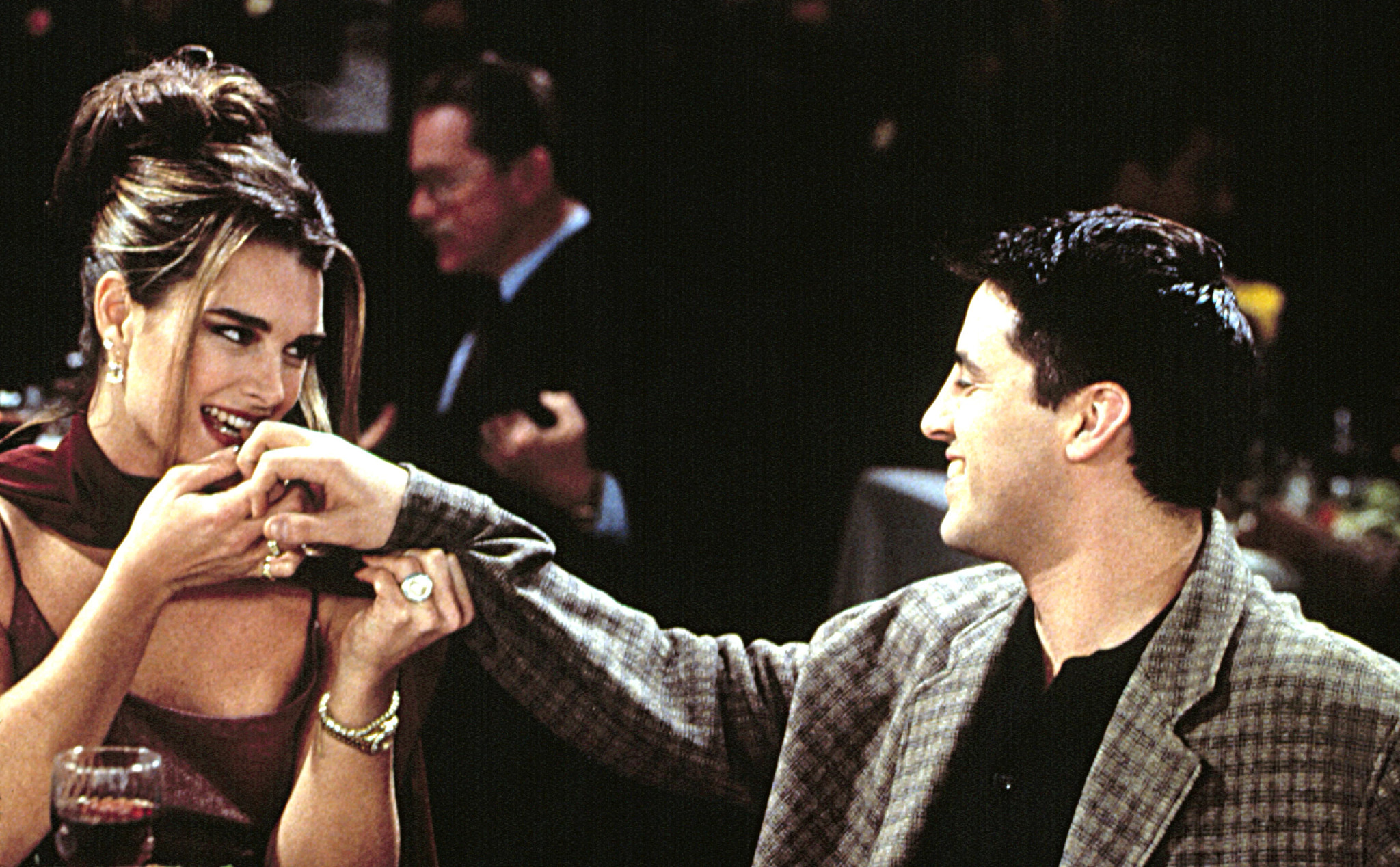 brooke shields and matt le blanc in a scene from an episode of friends