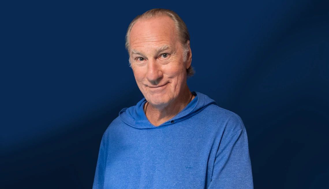 Craig T. Nelson interview Craig T Nelson against dark blue ombre background