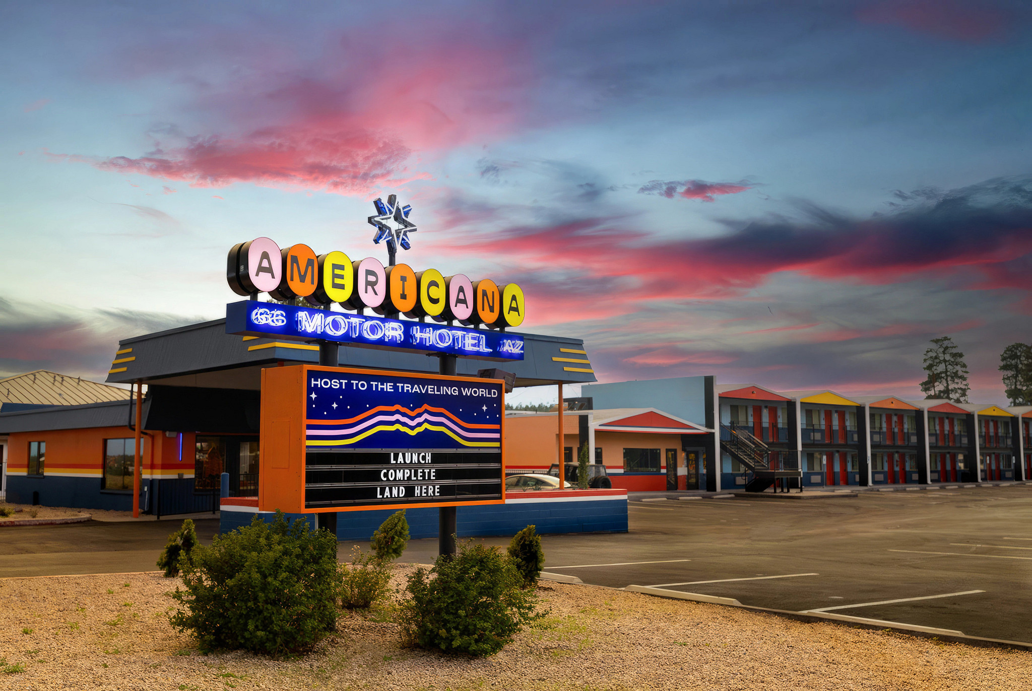 the exterior of the Americana Motor Hotel in Flagstaff, AZ